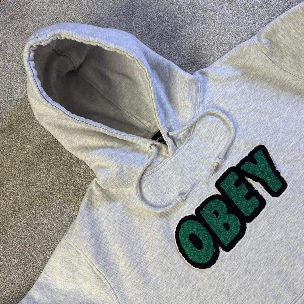 OBEY Heather Gray Embroidered Logo Hoodie Men's Medium Skater Streetwear